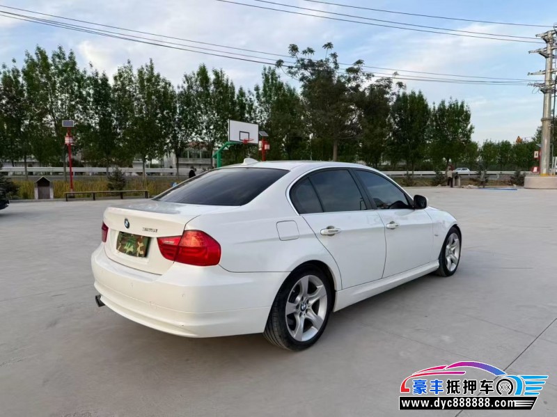 11年宝马3系轿车抵押车出售