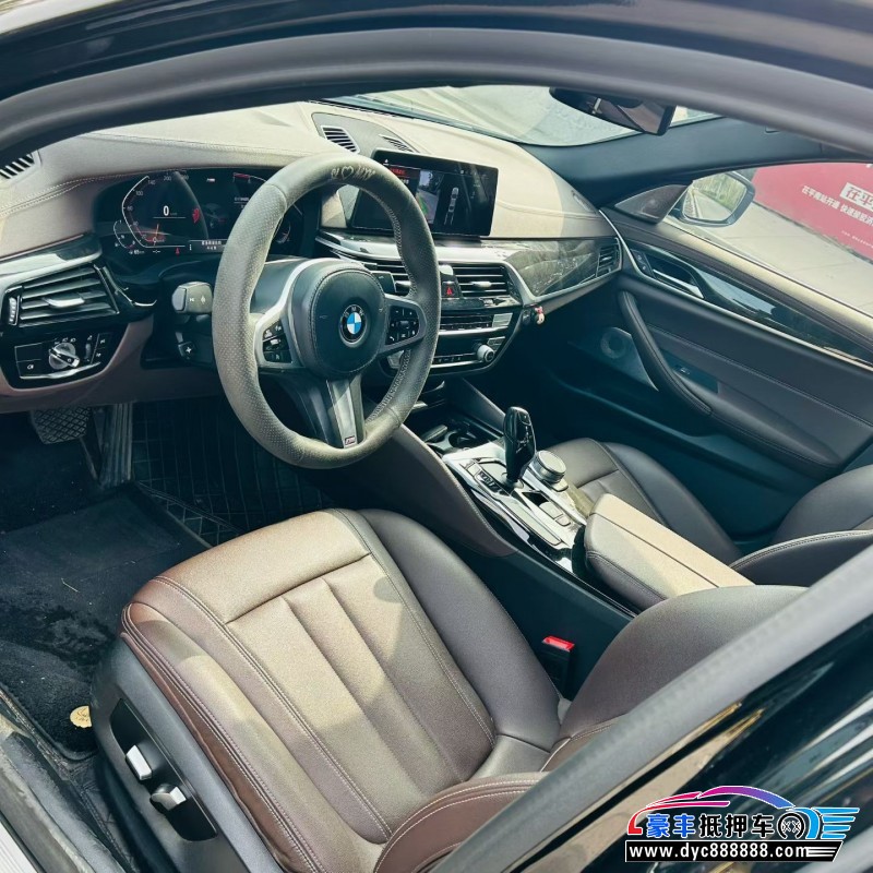 20年宝马5系轿车抵押车出售