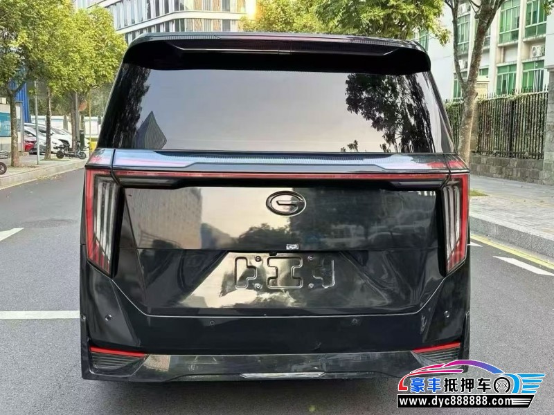 23年传祺M8轿车抵押车出售