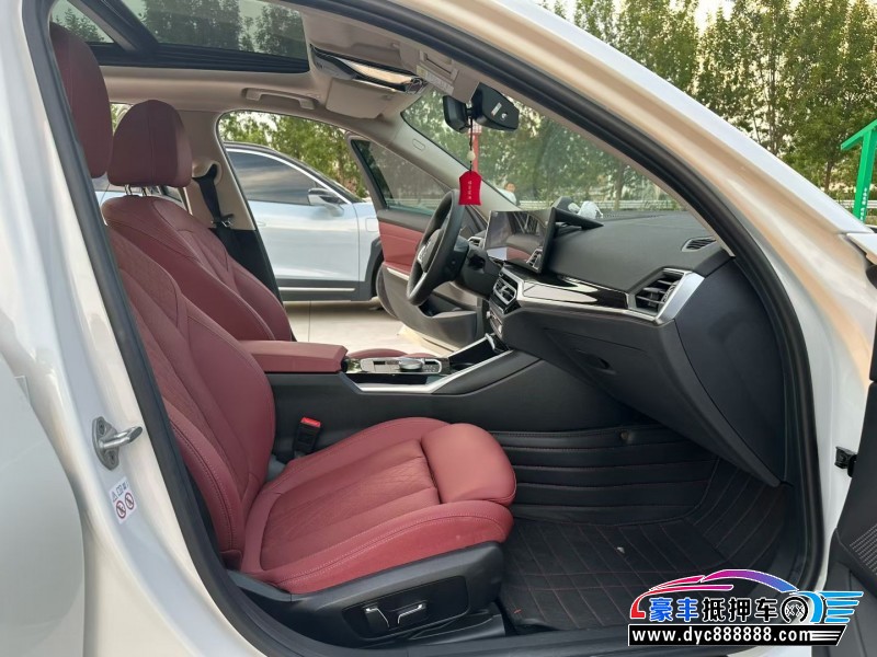 24年宝马i3轿车抵押车出售