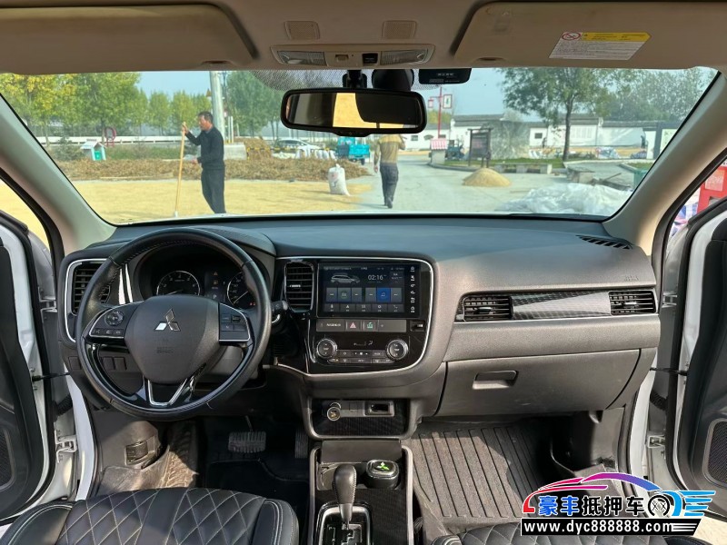 22年三菱欧蓝德轿车抵押车出售