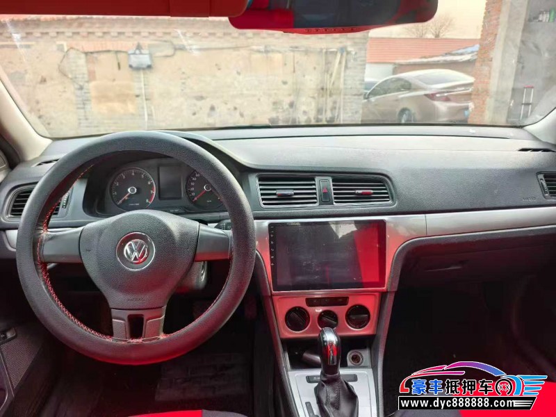 16年大众朗逸轿车抵押车出售