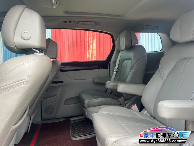 21年别克GL8MPV抵押车出售