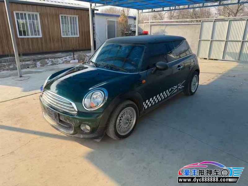 12年宝马MINISUV抵押车出售