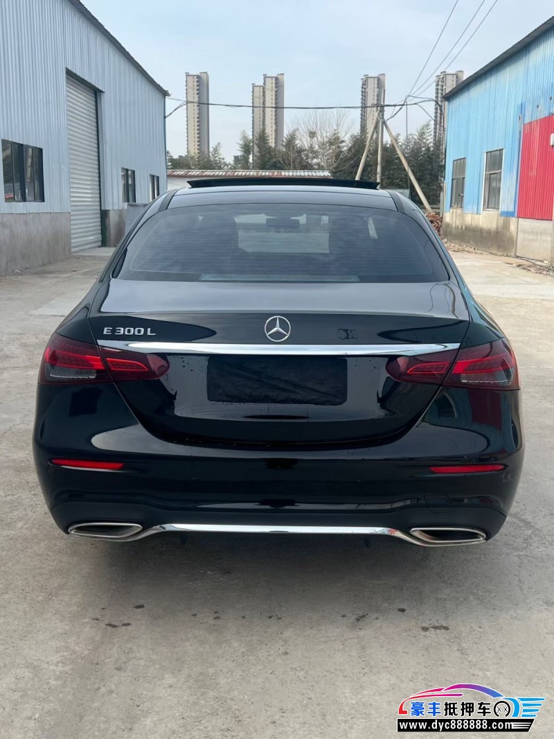 20年奔驰E轿车抵押车出售