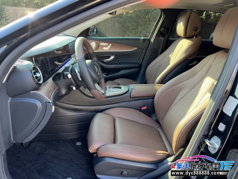 18年奔驰E轿车抵押车出售