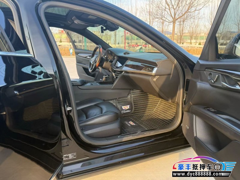 17年凯迪拉克CT6轿车抵押车出售