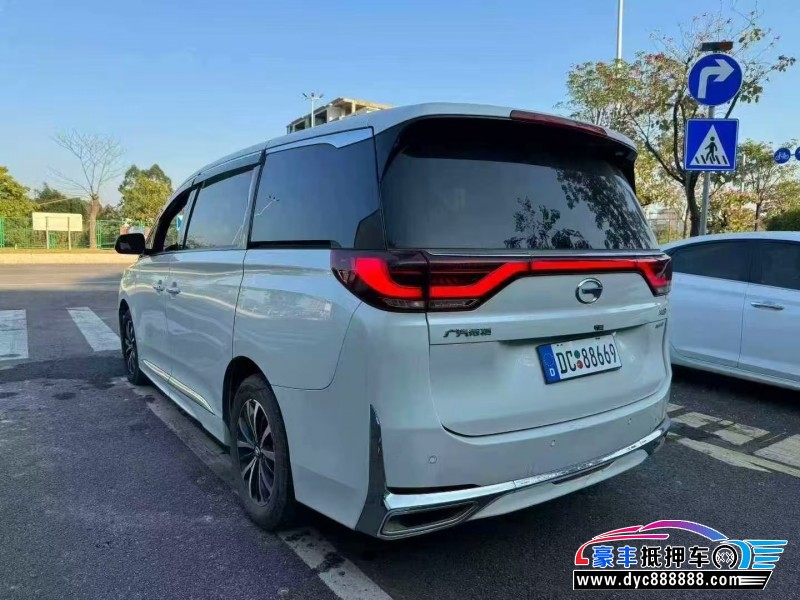 23年传祺M8轿车抵押车出售