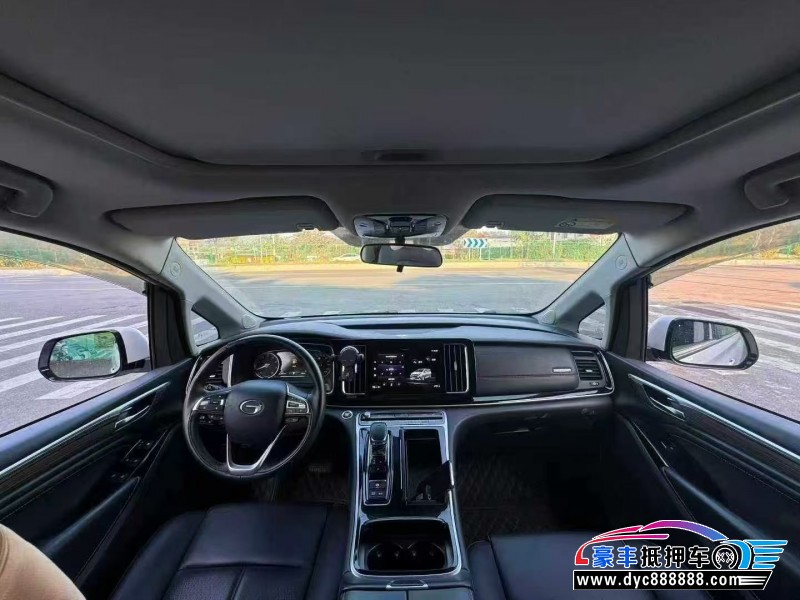 23年传祺M8轿车抵押车出售