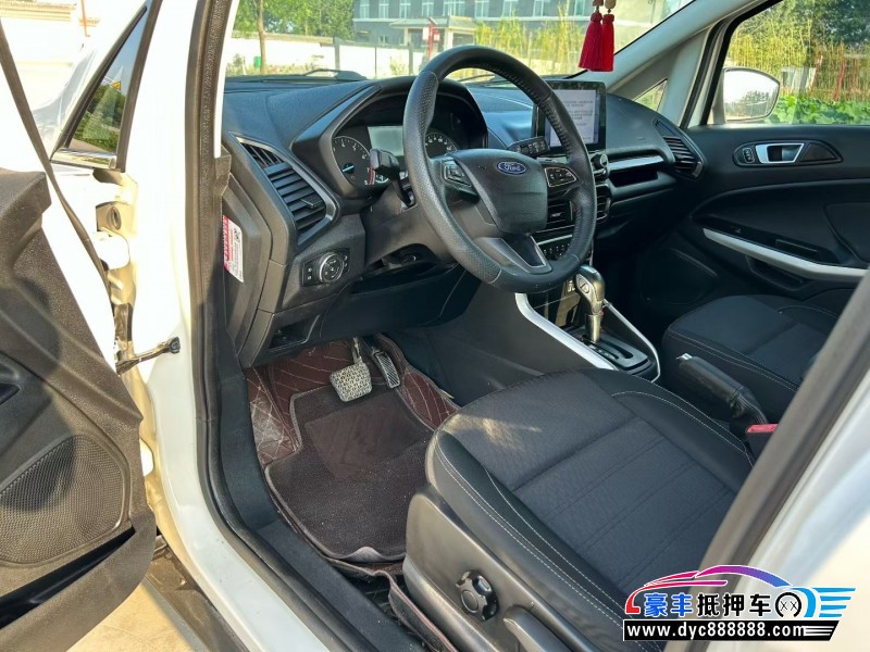 17年福特翼搏轿车抵押车出售