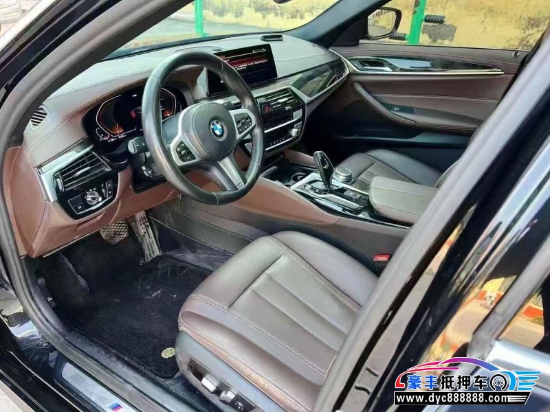 20年宝马5系轿车抵押车出售