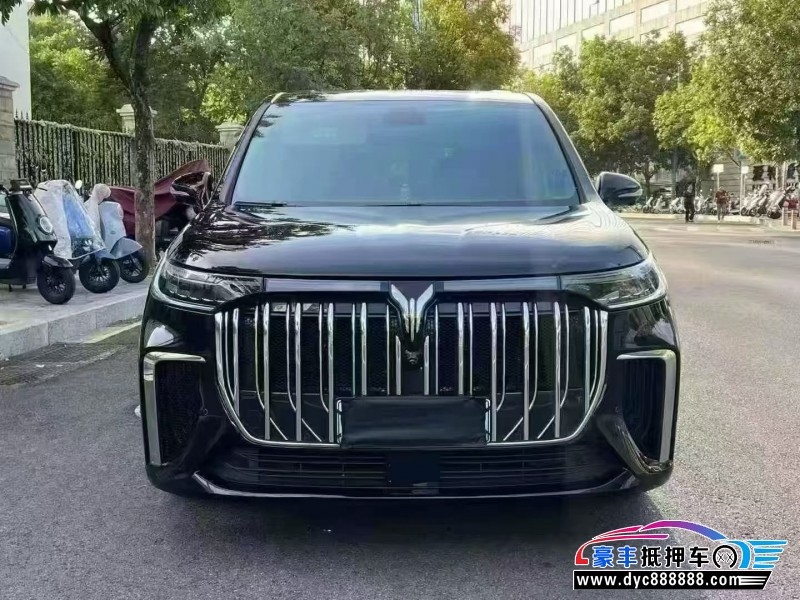 24年岚图梦想家轿车抵押车出售