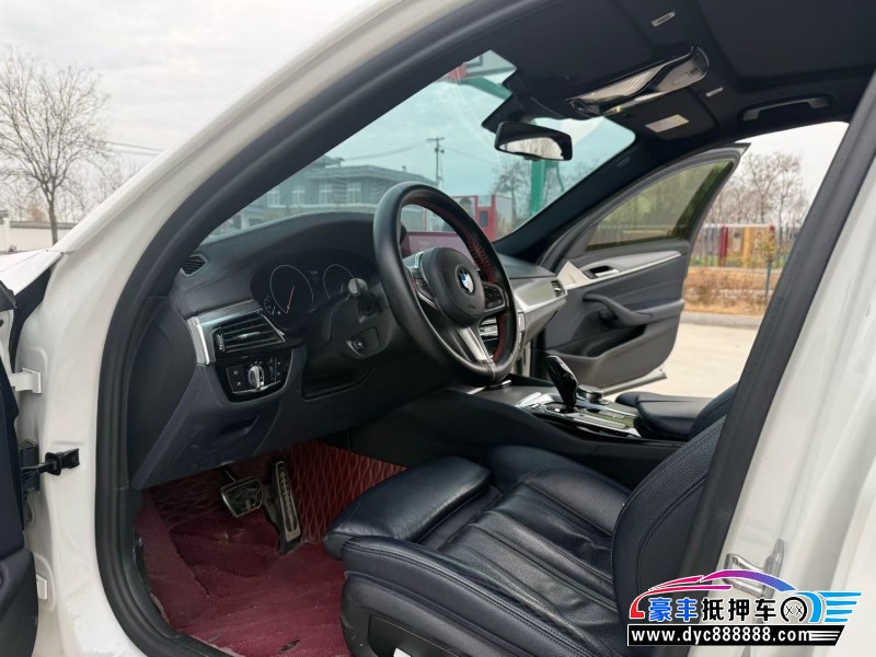 19年宝马5系轿车抵押车出售