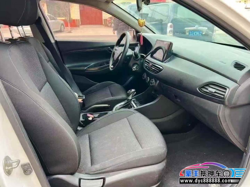 21年现代悦动轿车抵押车出售