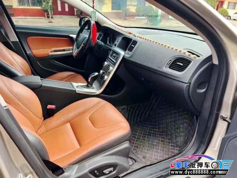 16年沃尔沃S60L轿车抵押车出售