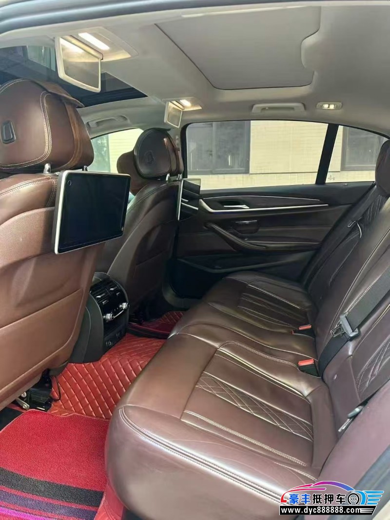 18年宝马5系轿车抵押车出售