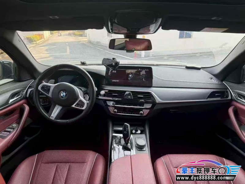 22年宝马5系轿车抵押车出售