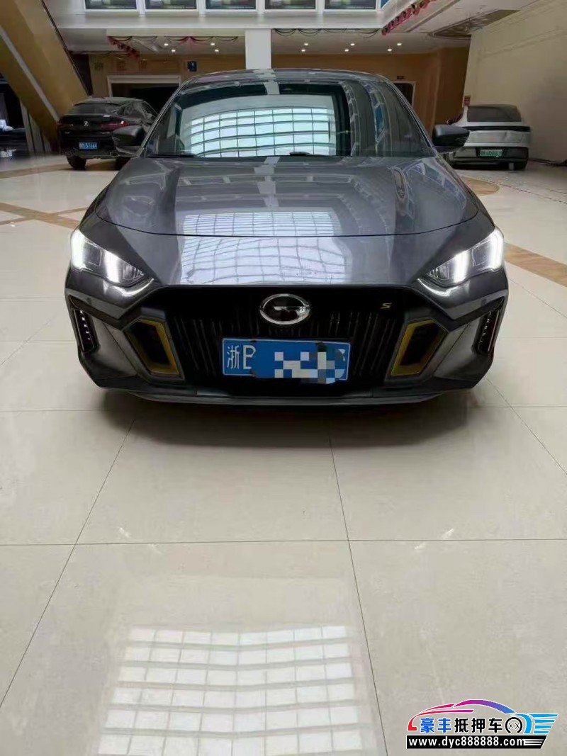 抵押车出售21年传祺影豹轿车