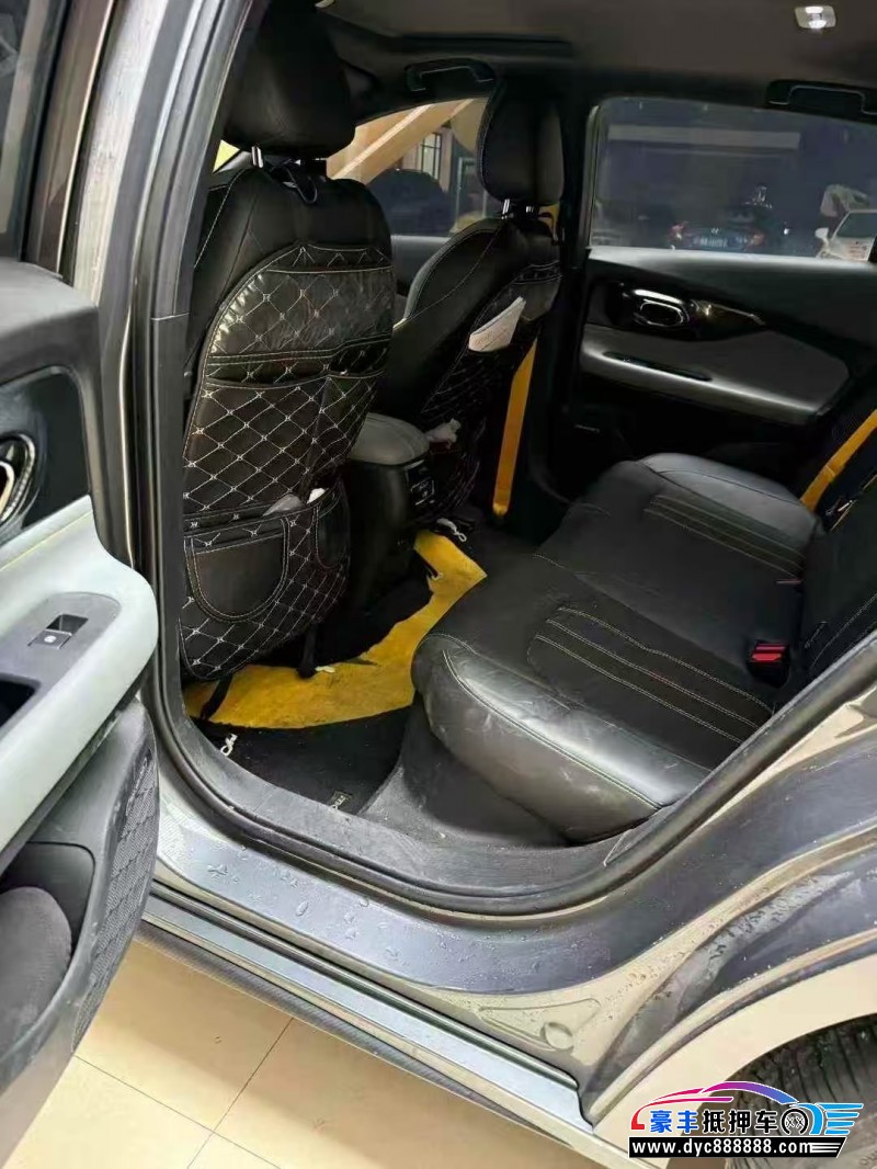 21年传祺影豹轿车抵押车出售