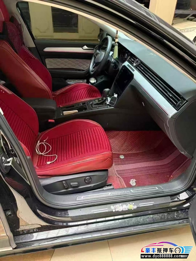 24年大众迈腾轿车抵押车出售