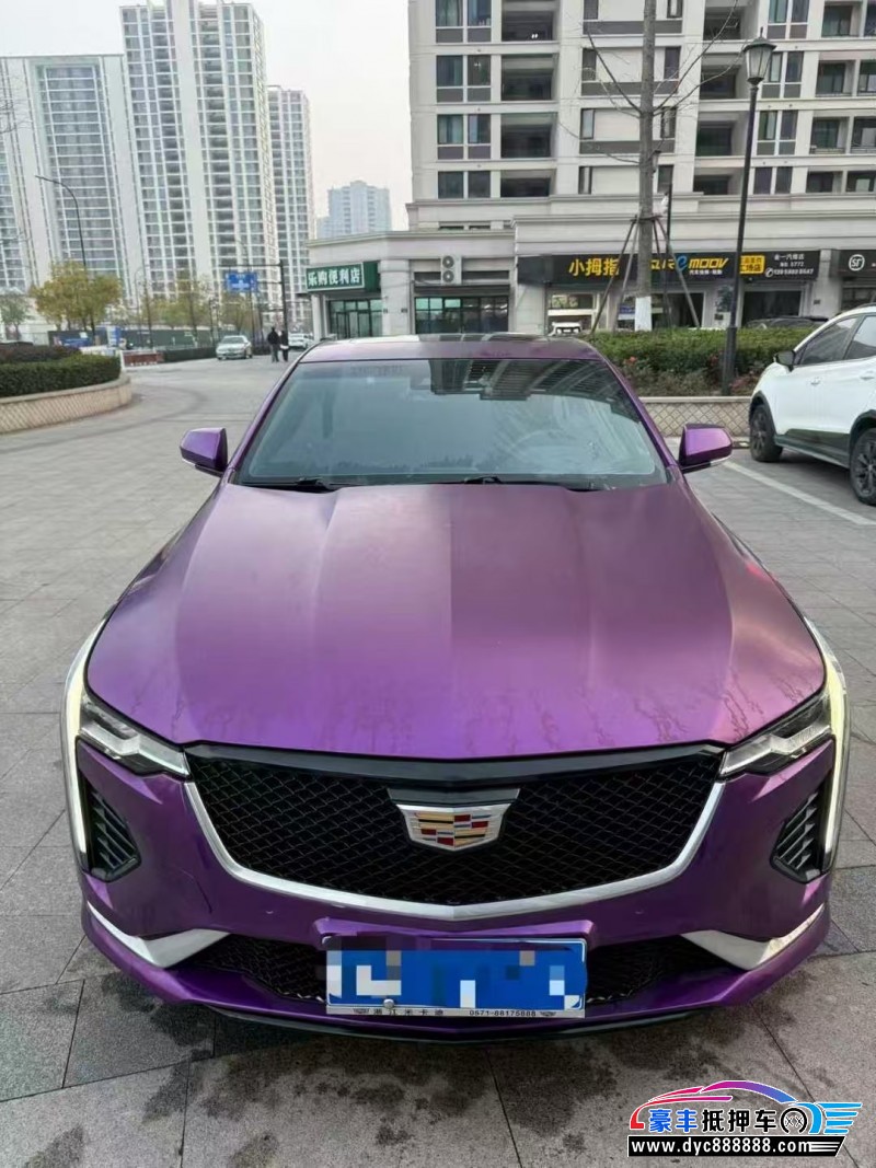 抵押车出售22年凯迪拉克CT4轿车