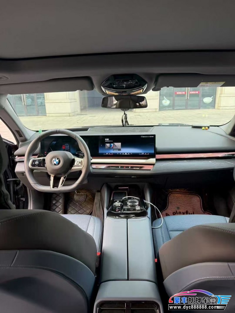 24年宝马5系轿车抵押车出售