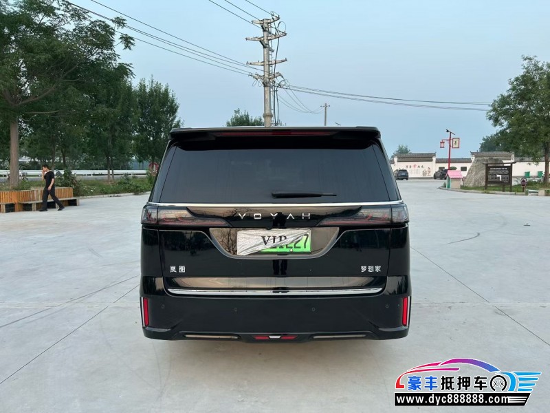 24年岚图梦想家轿车抵押车出售