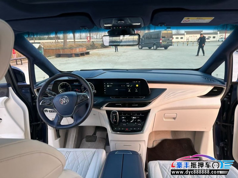 20年别克GL8轿车抵押车出售