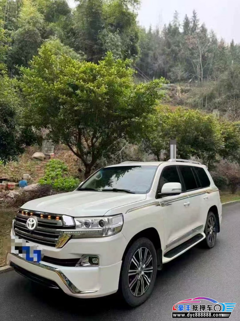 18年丰田兰德酷路泽（陆巡）轿车抵押车出售