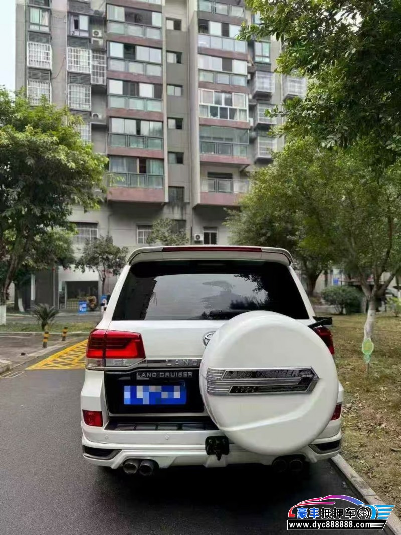 18年丰田兰德酷路泽（陆巡）轿车抵押车出售