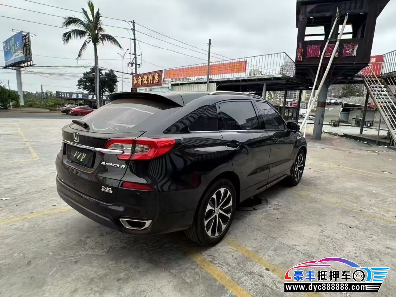 17年本田冠道轿车抵押车出售