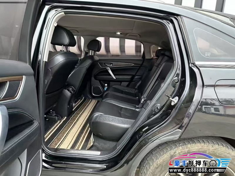 17年本田冠道轿车抵押车出售