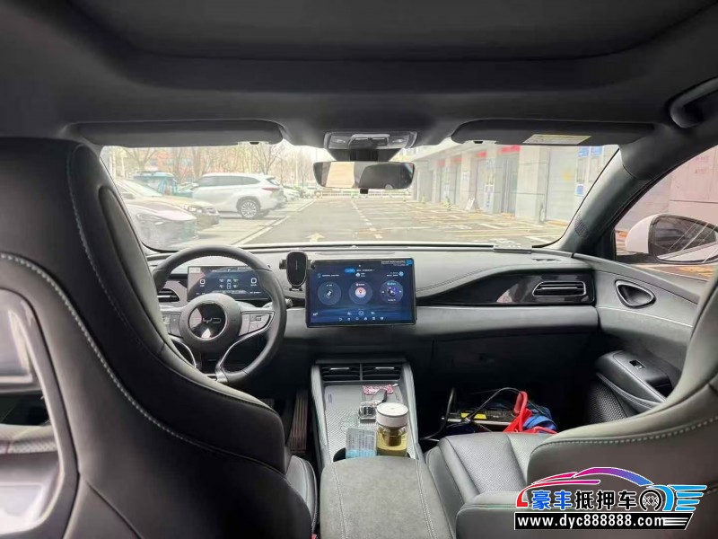 25年比亚迪海豹轿车抵押车出售