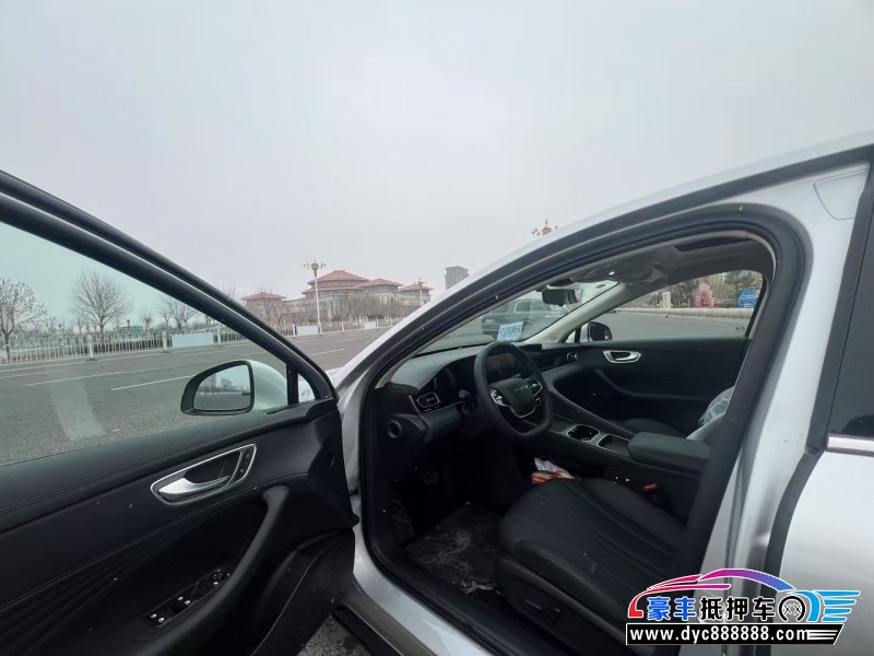 26年荣威D7轿车抵押车出售