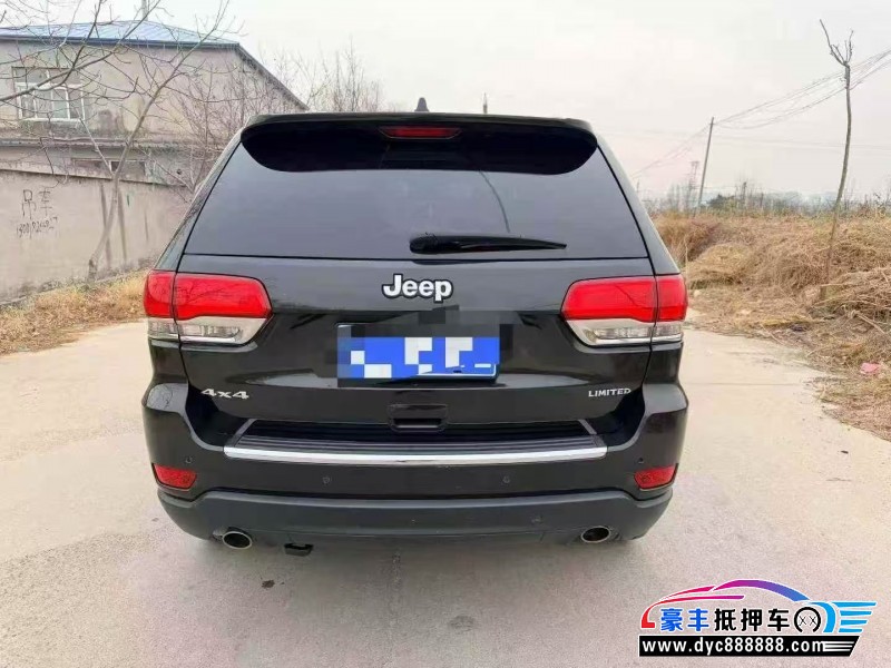 16年Jeep大切诺基轿车抵押车出售