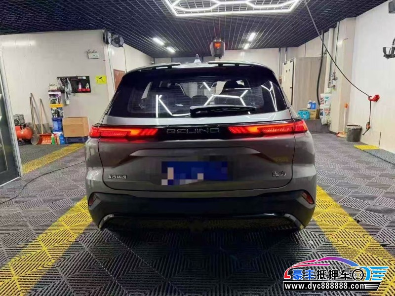 24年北汽制造魔方轿车抵押车出售