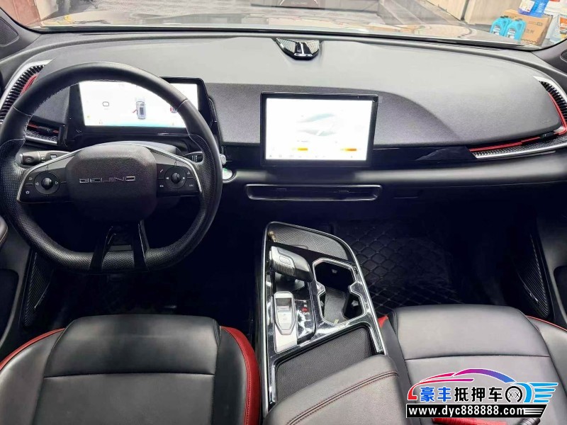 24年北汽制造魔方轿车抵押车出售