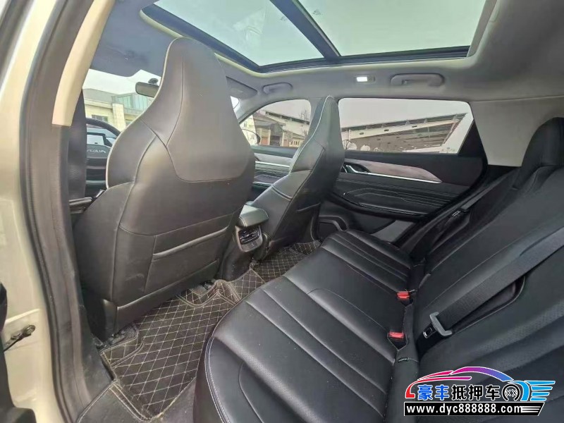 24年东风风神浩瀚轿车抵押车出售