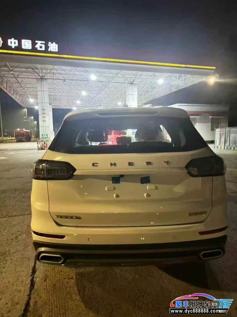 26年奇瑞瑞虎8轿车抵押车出售