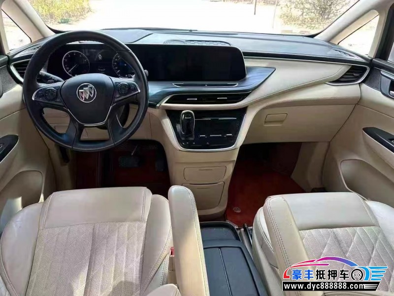 22年别克GL8轿车抵押车出售