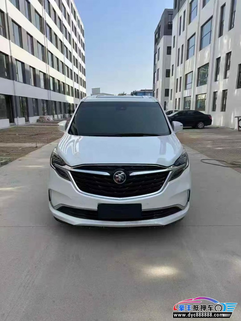 抵押车出售22年别克GL8轿车