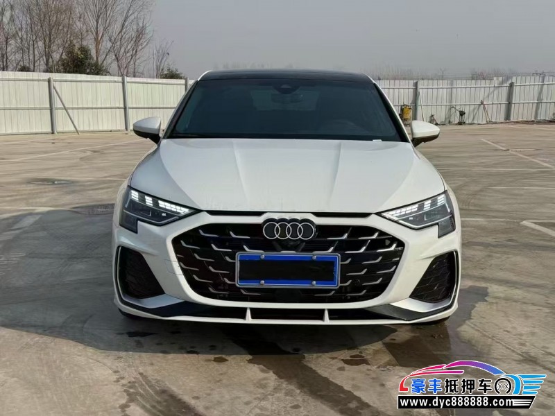 抵押车出售25年奥迪A3轿车