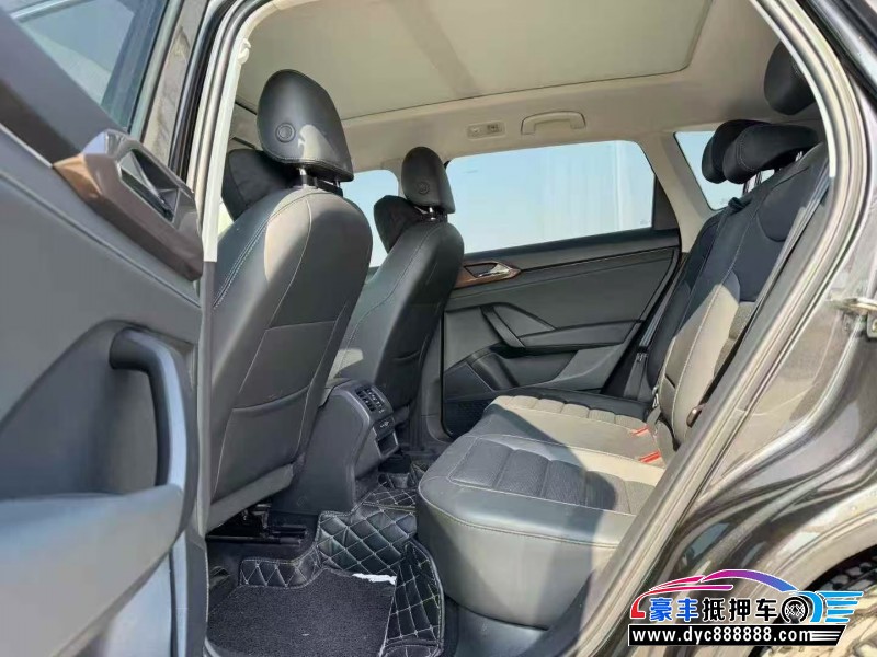 22年大众途岳轿车抵押车出售