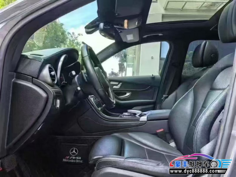 19年奔驰GLC轿车抵押车出售