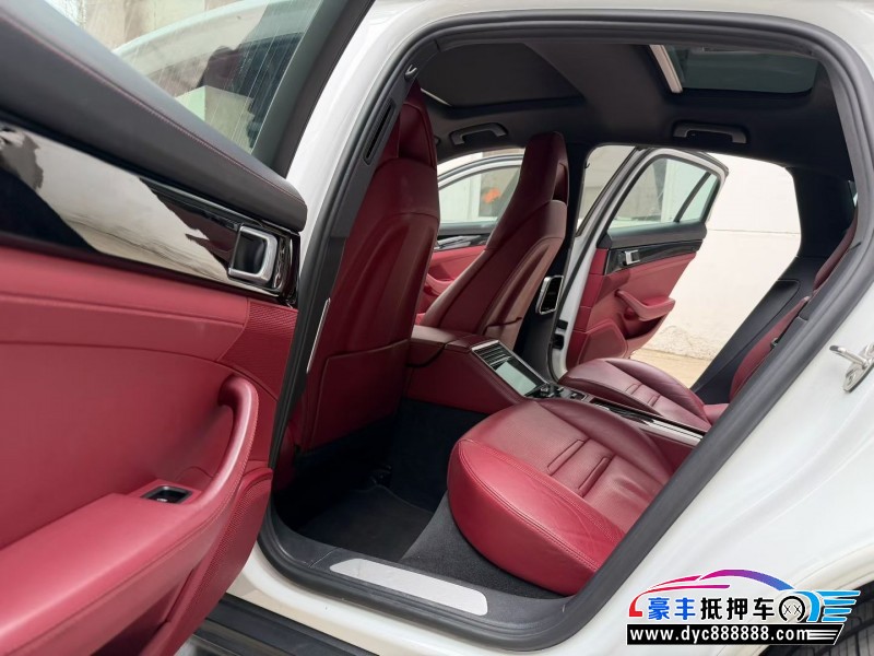 19年保时捷帕纳梅拉轿车抵押车出售