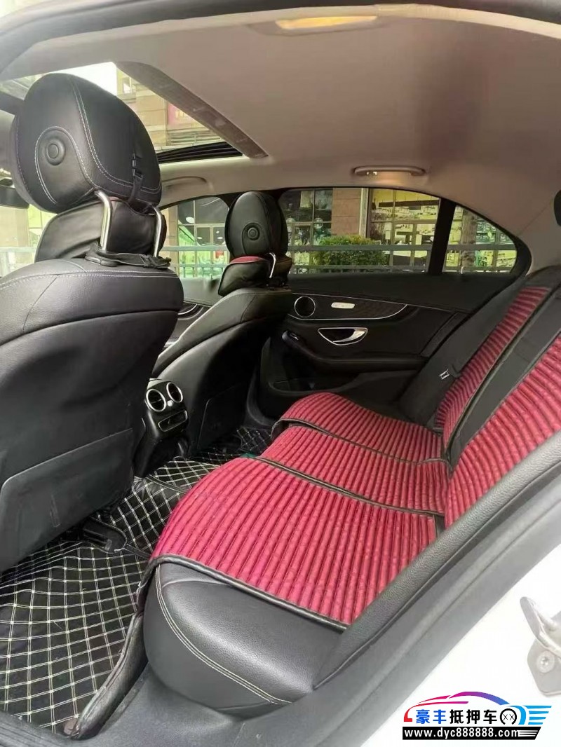 19年奔驰C轿车抵押车出售