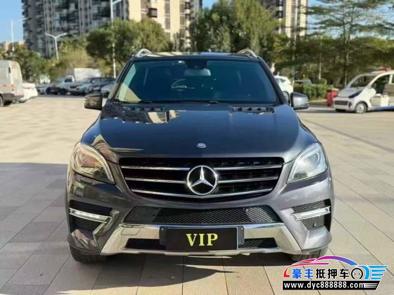 抵押车出售15年奔驰ML轿车