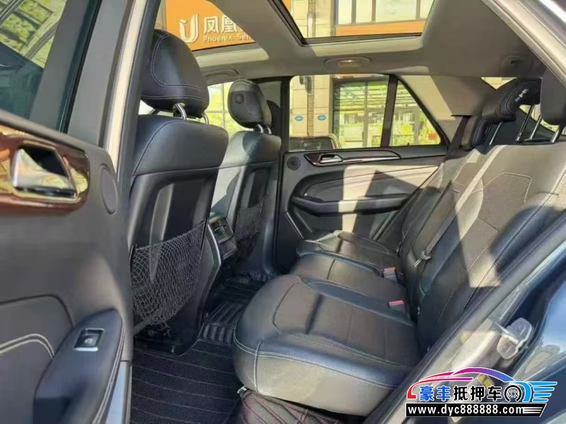 15年奔驰ML轿车抵押车出售