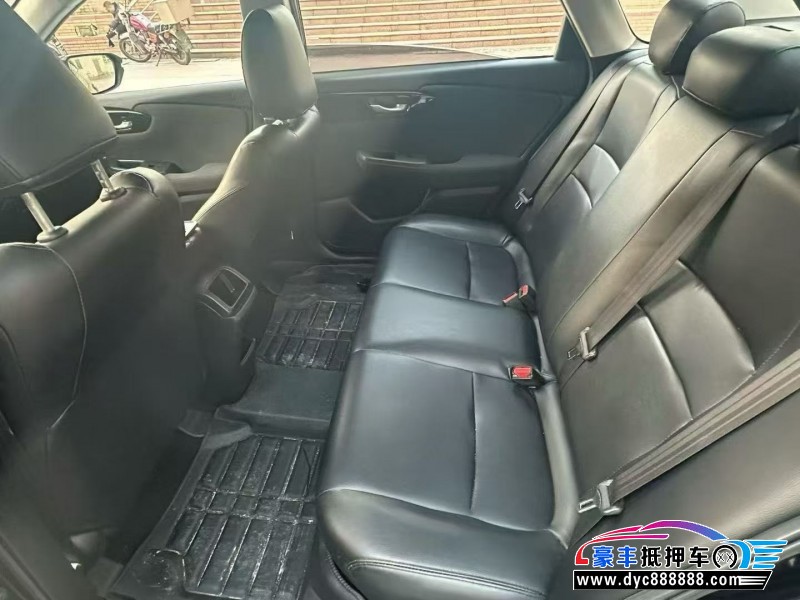 21年本田凌派轿车抵押车出售