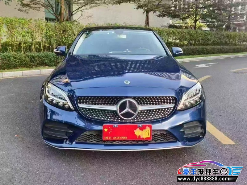 19年奔驰C轿车抵押车出售